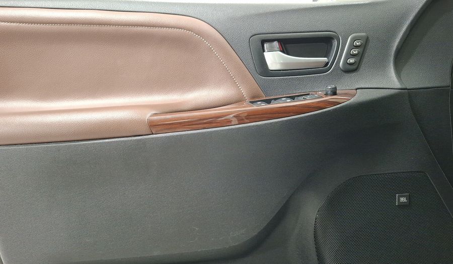 Toyota Sienna 3.5 LIMITED AUTO Minivan 2019