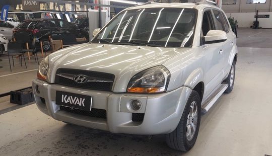 Hyundai • Tucson
