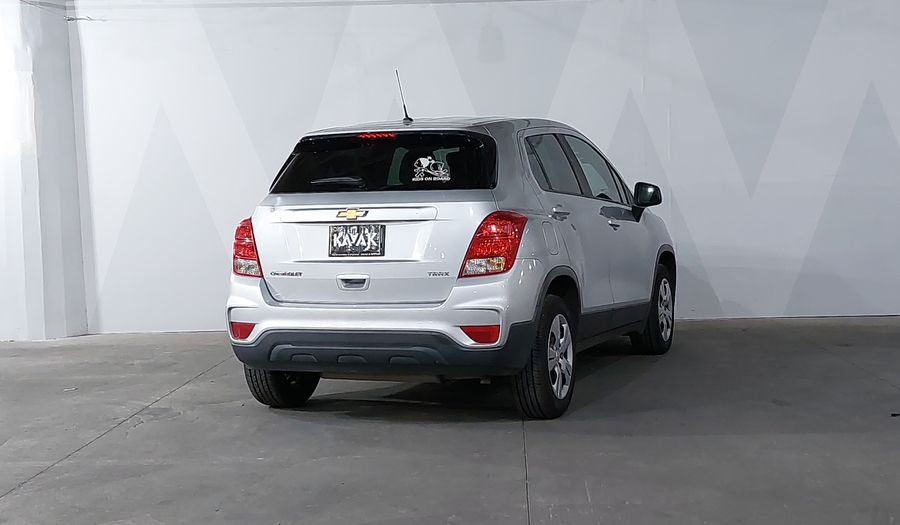 Chevrolet Trax 1.8 A LS MT Suv 2017