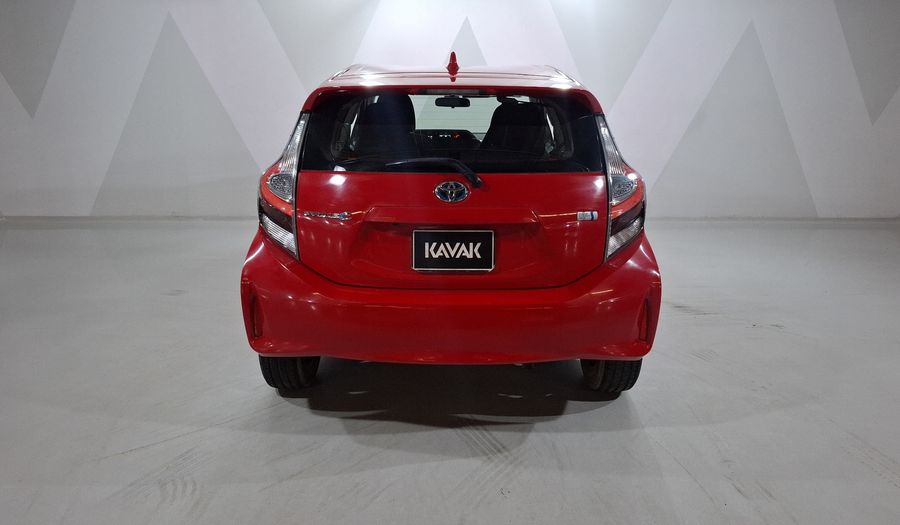 Toyota Prius C 1.5 HYBRID AUTO Hatchback 2019