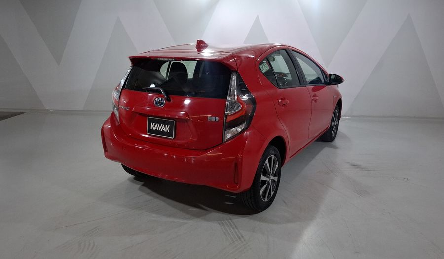 Toyota Prius C 1.5 HYBRID AUTO Hatchback 2019
