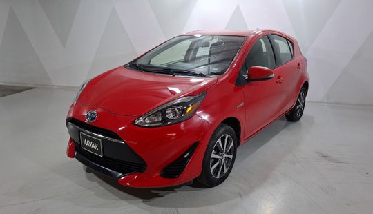 Toyota • Prius C