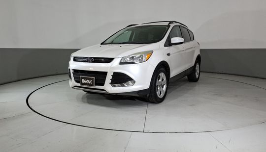 Ford • Escape