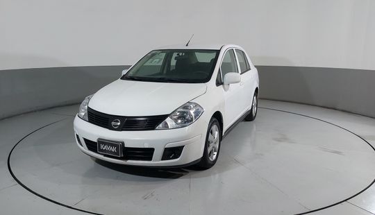 Nissan • Tiida