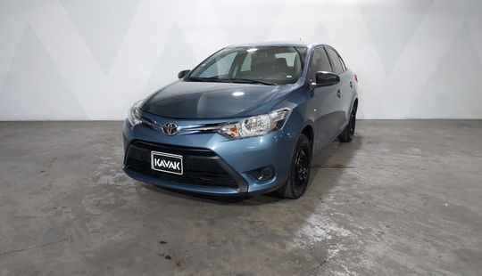 Toyota • Yaris