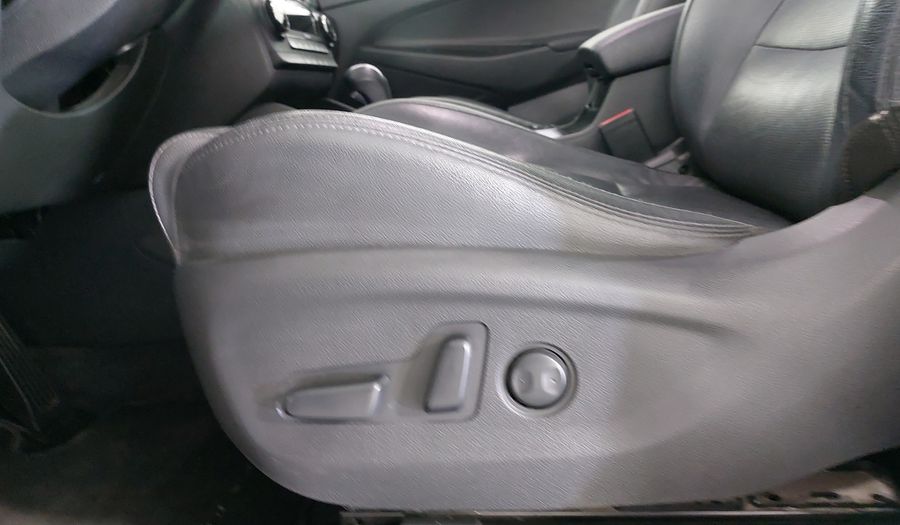 Hyundai Tucson 2.0 LIMITED TECH NAVI AT Suv 2017