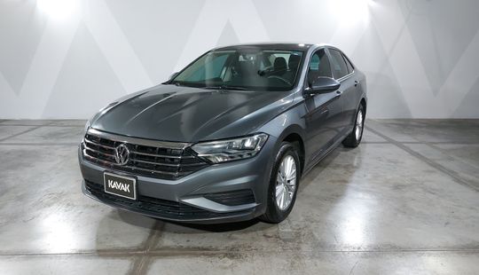 Volkswagen • Jetta