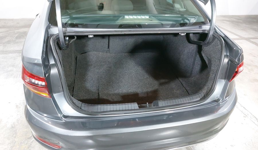 Volkswagen Jetta 1.4 COMFORTLINE Sedan 2019