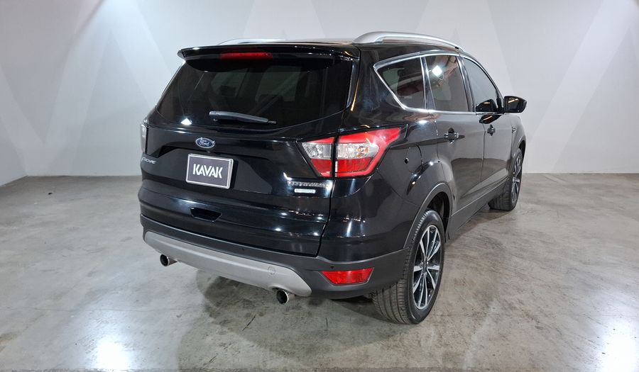 Ford Escape 2.0 TITANIUM ECOBOOST AT Suv 2017