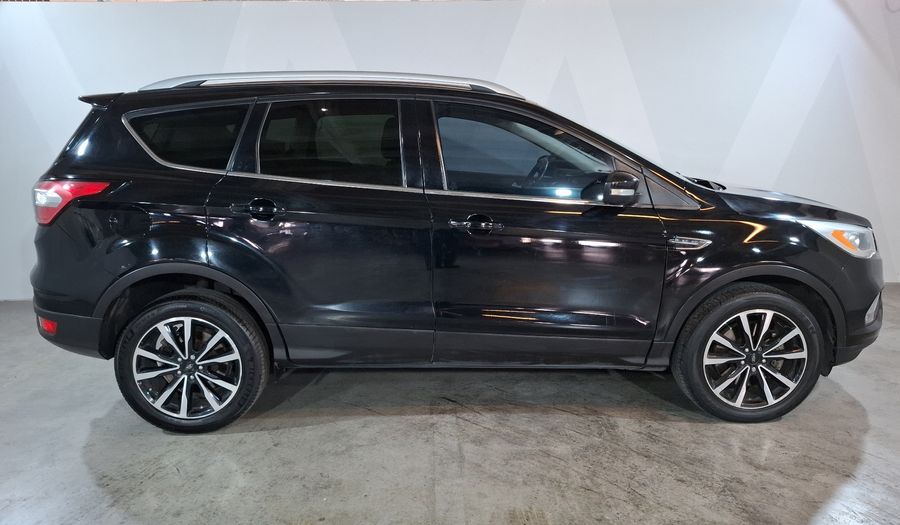 Ford Escape 2.0 TITANIUM ECOBOOST AT Suv 2017