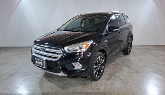 Ford • Escape