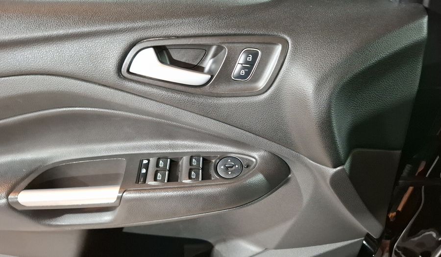 Ford Escape 2.0 TITANIUM ECOBOOST AT Suv 2017