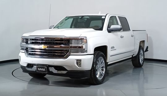 Chevrolet • Cheyenne