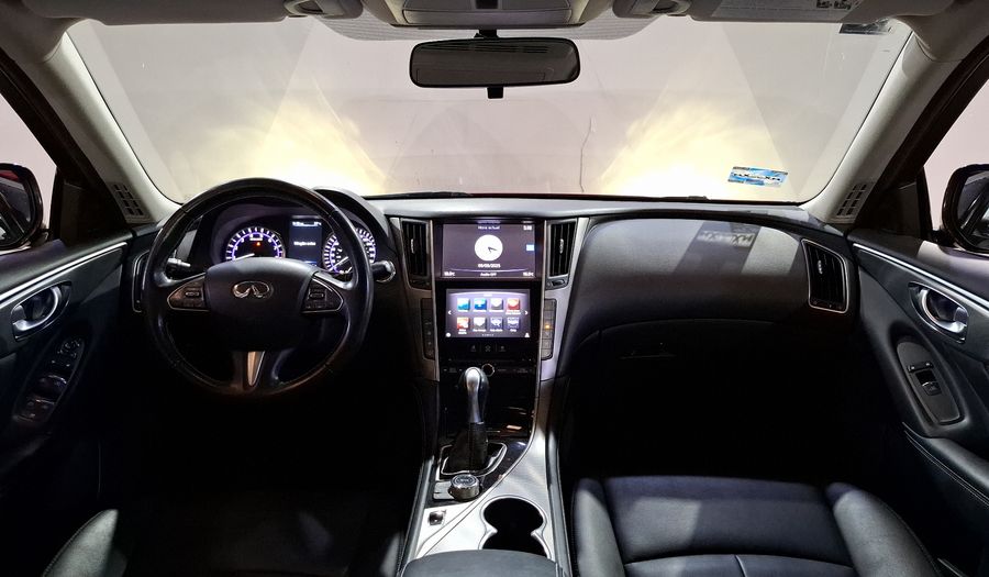 Infiniti Q50 3.7 INSPIRATION AT Sedan 2017