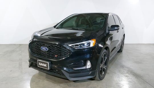 Ford • Edge