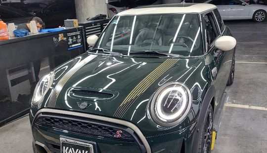 Mini • Cooper S