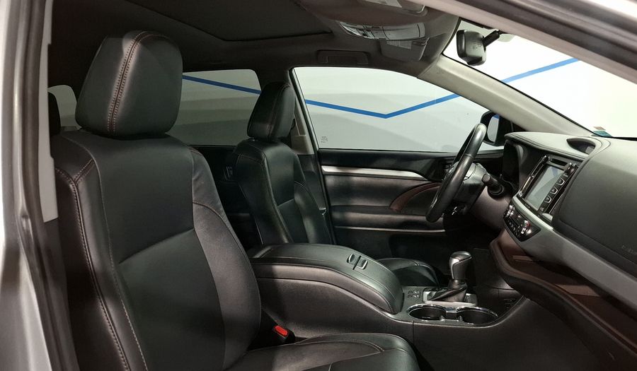Toyota Highlander 3.5 XLE Suv 2018