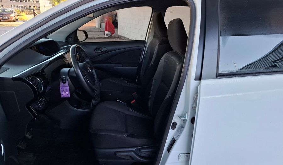 Toyota Etios 1.5 XLS PACK Hatchback 2022