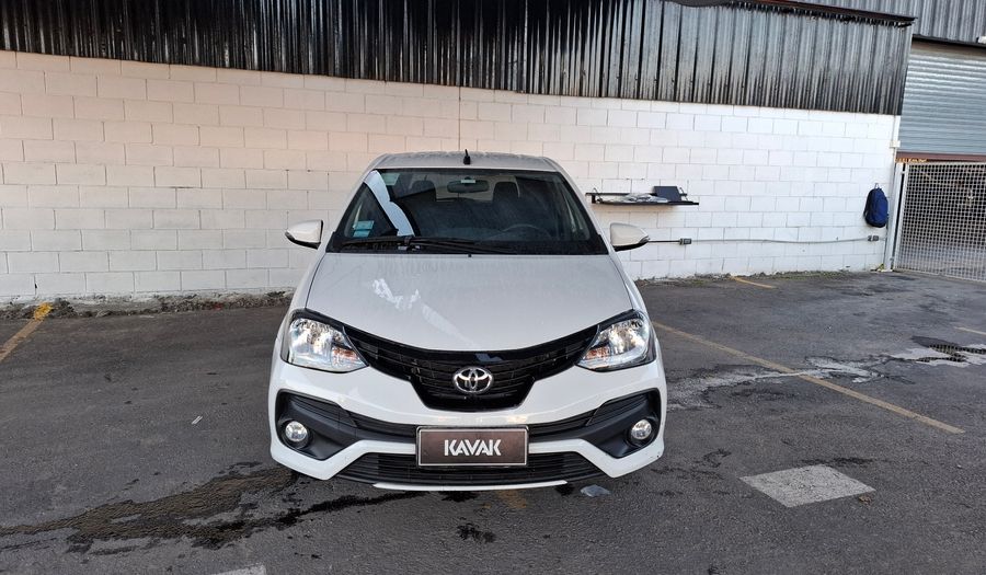 Toyota Etios 1.5 XLS PACK Hatchback 2022
