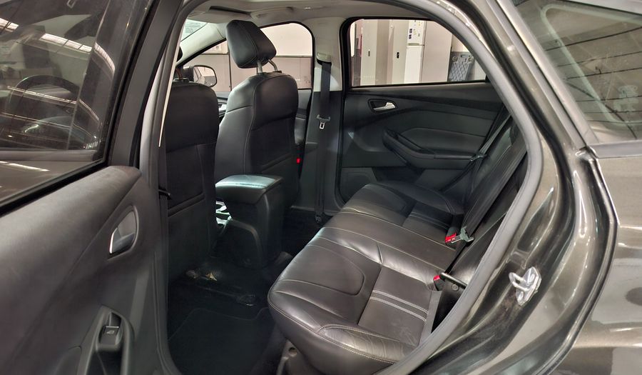 Ford Focus Iii 2.0 SE PLUS Hatchback 2014