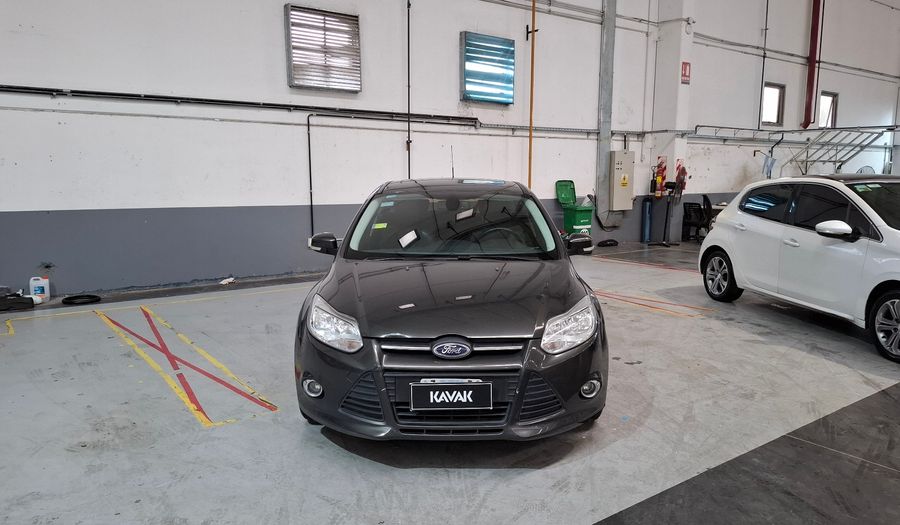 Ford Focus Iii 2.0 SE PLUS Hatchback 2014