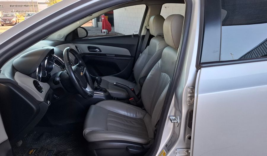 Chevrolet Cruze 1.8 LTZ Hatchback 2013