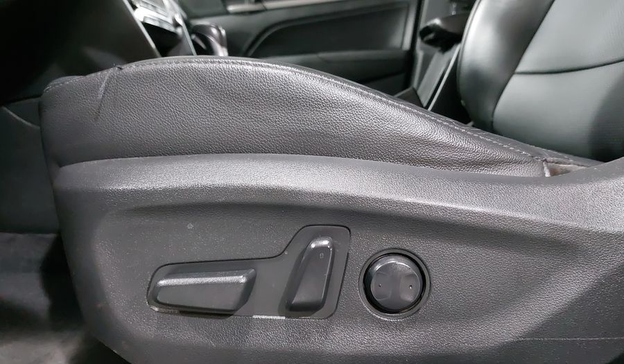 Hyundai Elantra 2.0 LIMITED TECH NAVI AUTO Sedan 2018