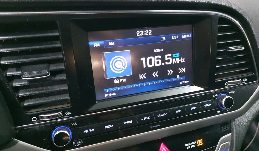 Hyundai Elantra 2.0 LIMITED TECH NAVI AUTO Sedan 2018