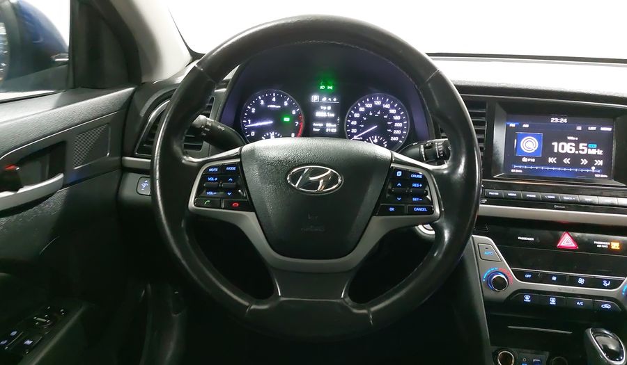 Hyundai Elantra 2.0 LIMITED TECH NAVI AUTO Sedan 2018