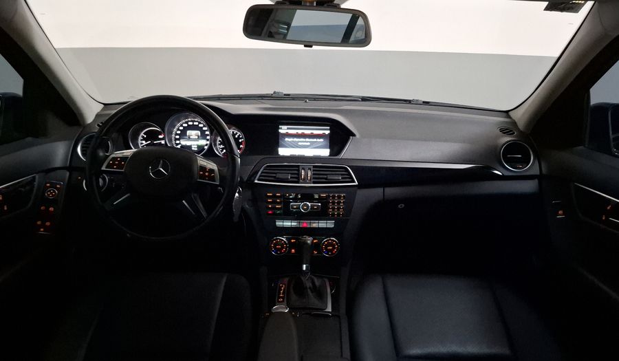 Mercedes Benz Clase C 1.8 200 EXCLUSIVE AT Sedan 2013