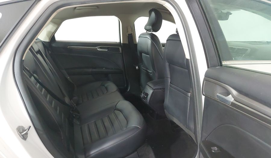 Ford Fusion SE Sedan 2018