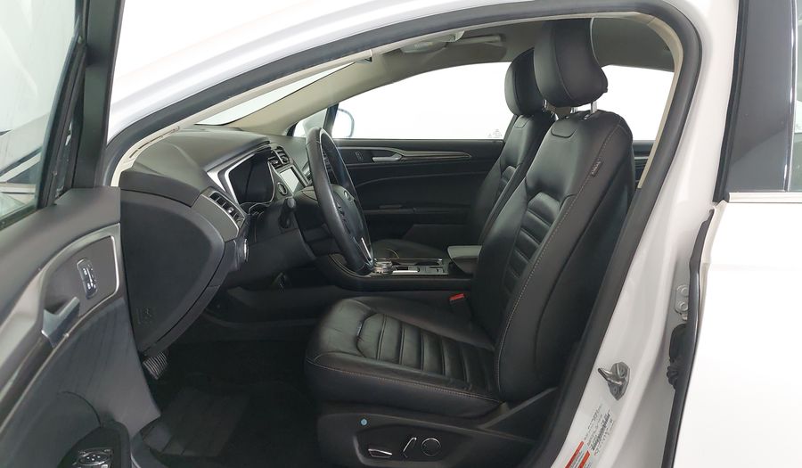 Ford Fusion SE Sedan 2018
