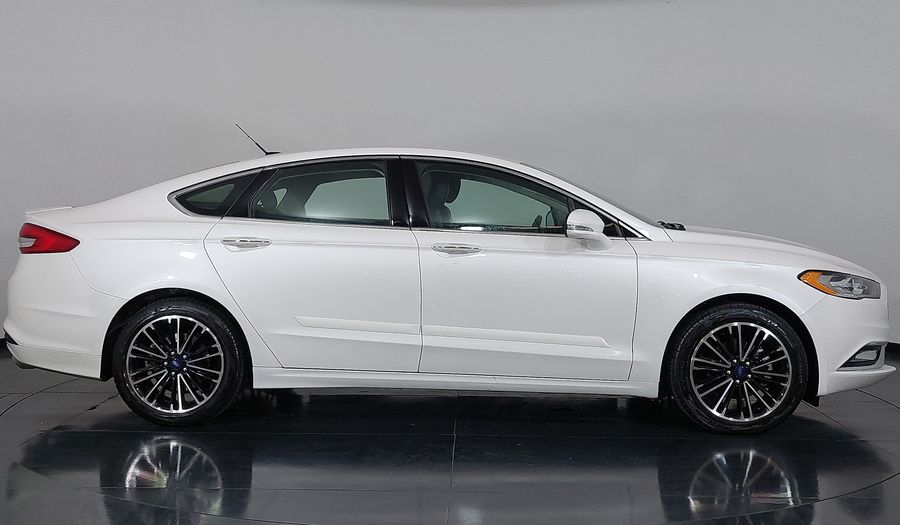 Ford Fusion SE Sedan 2018