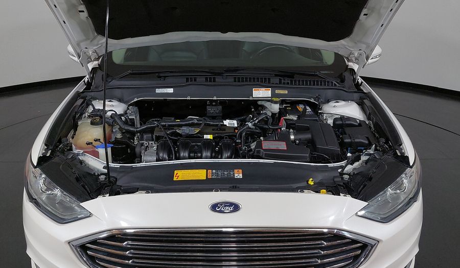 Ford Fusion SE Sedan 2018