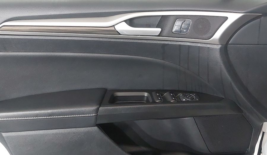 Ford Fusion SE Sedan 2018