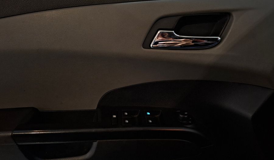 Chevrolet Sonic 1.6 LTZ Hatchback 2017