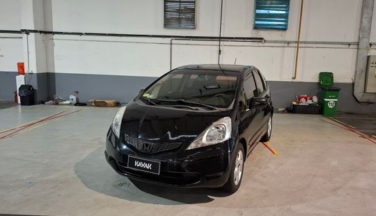 Honda • Fit