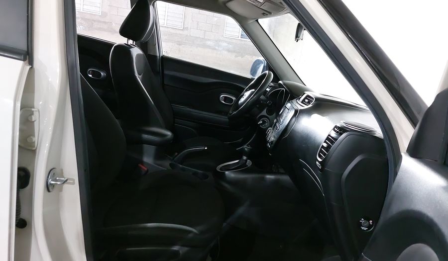 Kia Soul 1.6 LX AT Hatchback 2017