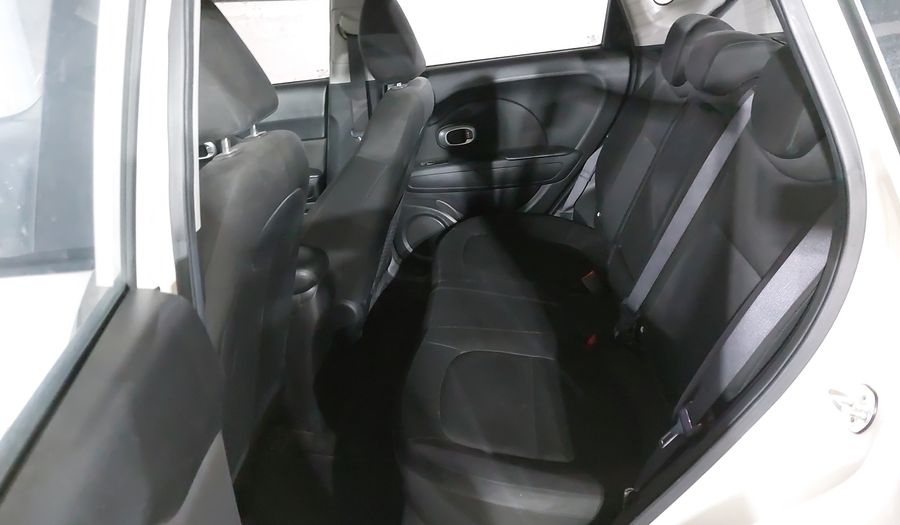 Kia Soul 1.6 LX AT Hatchback 2017