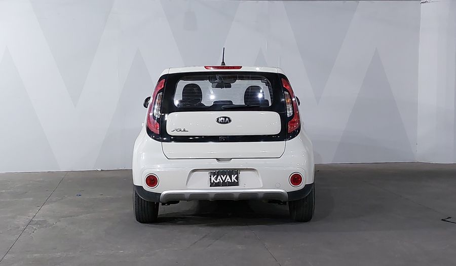 Kia Soul 1.6 LX AT Hatchback 2017