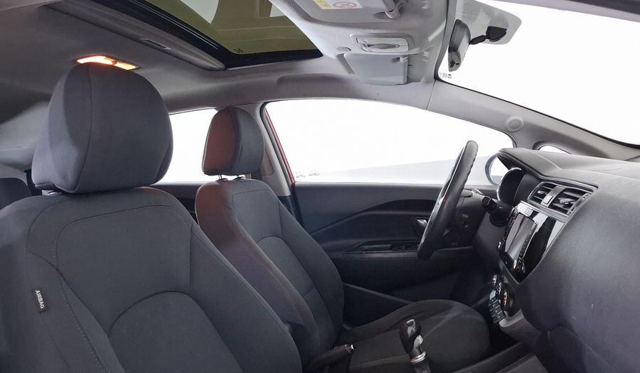 Kia Rio 1.6 EX MT Hatchback 2017