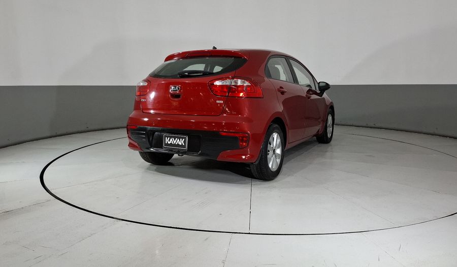 Kia Rio 1.6 EX MT Hatchback 2017