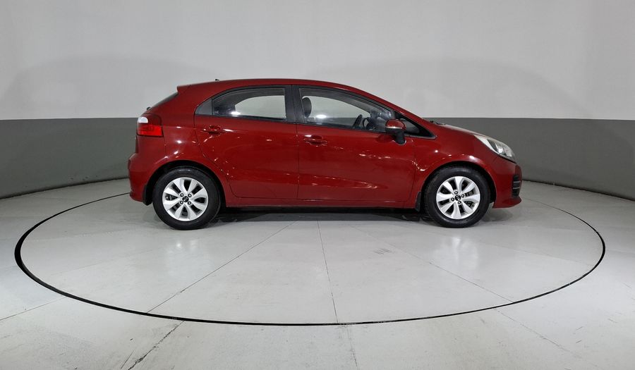 Kia Rio 1.6 EX MT Hatchback 2017