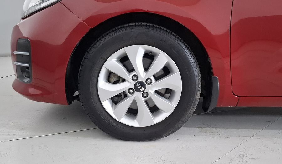 Kia Rio 1.6 EX MT Hatchback 2017