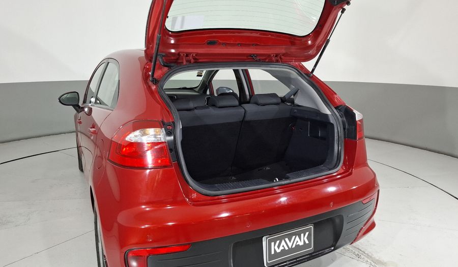 Kia Rio 1.6 EX MT Hatchback 2017