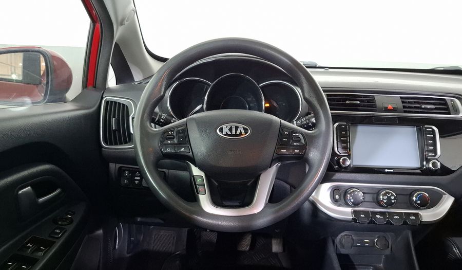 Kia Rio 1.6 EX MT Hatchback 2017