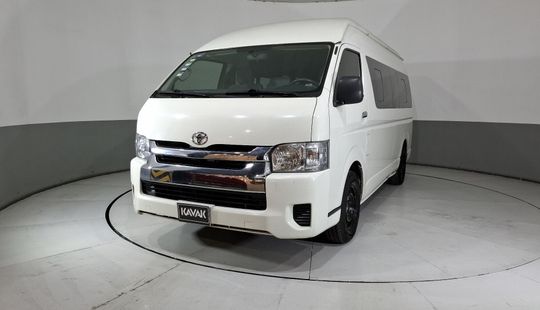 Toyota • Hiace