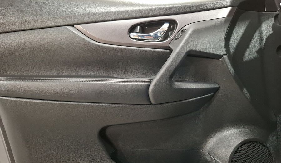 Nissan X-trail 2.5 SENSE 2 ROW CVT Suv 2016