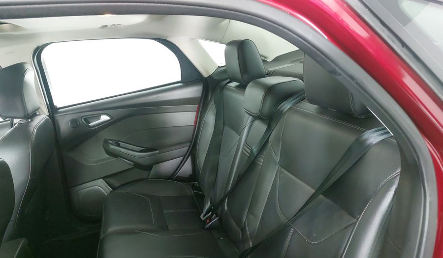 Ford Focus 2.0 SE LUXURY AT Sedan 2016