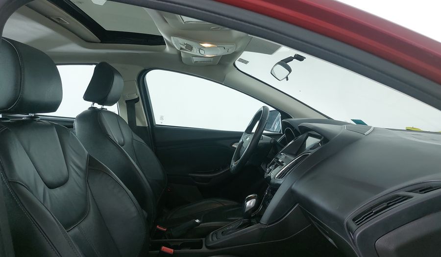 Ford Focus 2.0 SE LUXURY AT Sedan 2016